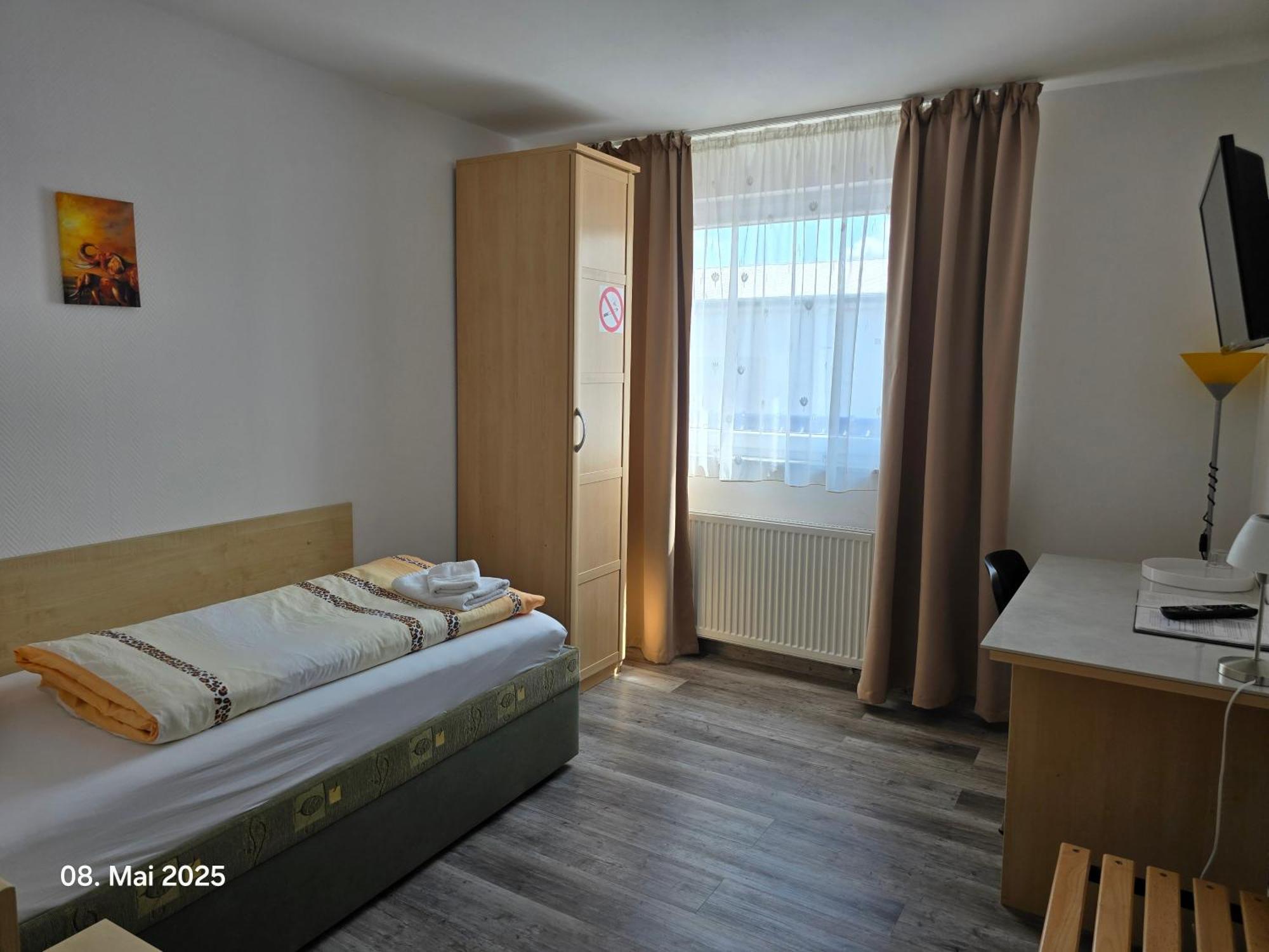 Hotel Ackermann Riedstadt Exteriér fotografie
